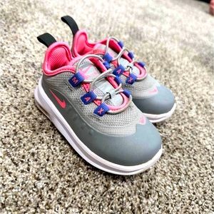 Nike Sneakers - Size 6 Toddler
